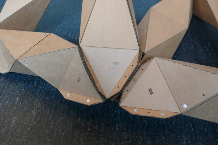 damien damien slider (9)